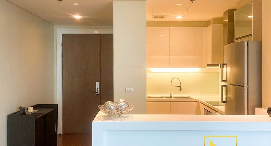Condo en alquiler de 3 habitaciones en Khlong Toei, Bangkok