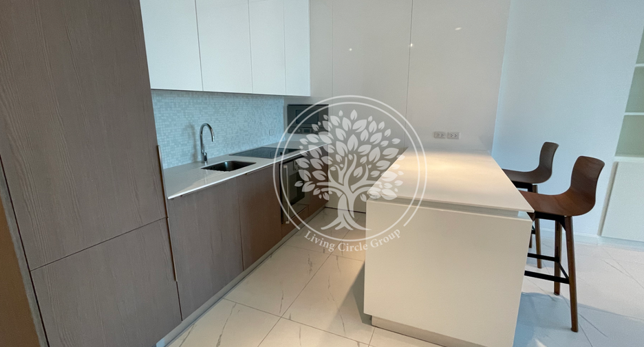 For rent and for sale 1 bed condo in Pathum Wan, Bangkok