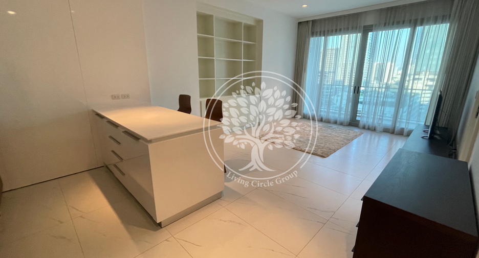 For rent and for sale 1 bed condo in Pathum Wan, Bangkok