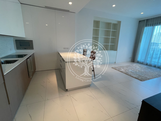 For rent and for sale 1 bed condo in Pathum Wan, Bangkok