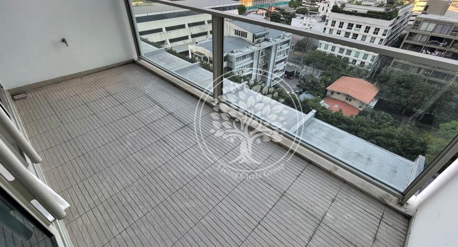 For rent and for sale 1 bed condo in Pathum Wan, Bangkok