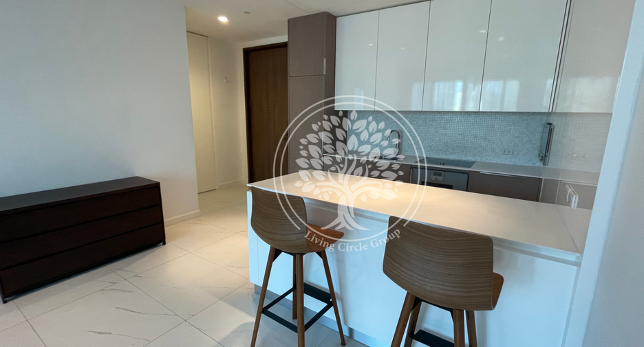 For rent and for sale 1 bed condo in Pathum Wan, Bangkok