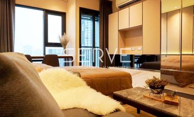 For sale 1 bed condo in Khlong Toei, Bangkok