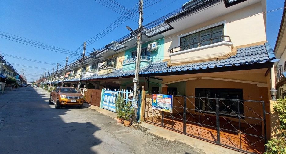 For sale 2 bed townhouse in Uthai, Phra Nakhon Si Ayutthaya