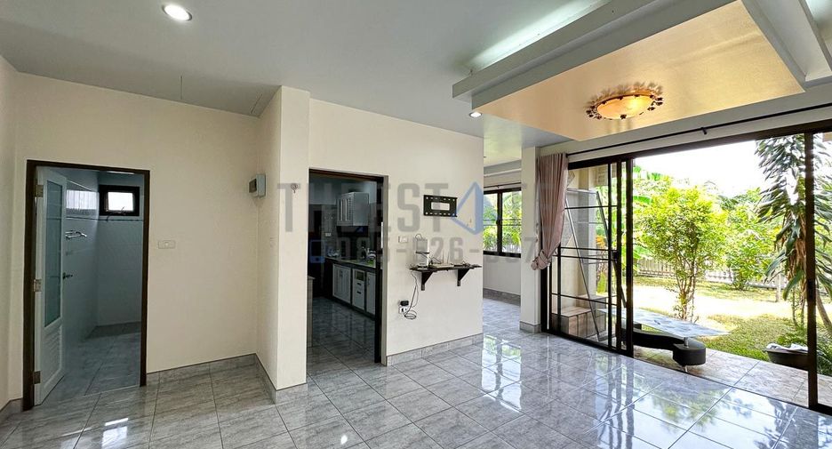 For rent 2 bedrooms house in Doi Saket, Chiang Mai
