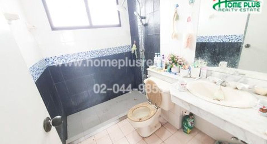 For sale 3 bedrooms house in Bang Bon, Bangkok
