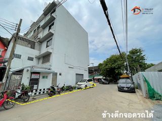 For sale retail Space in Min Buri, Bangkok