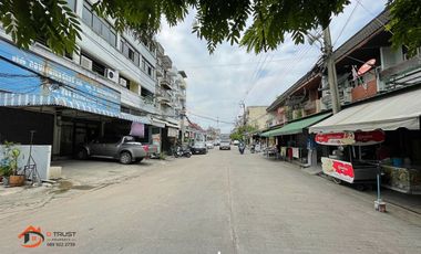 For sale retail Space in Min Buri, Bangkok