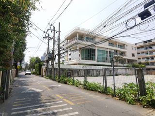 出售 4 卧室 独立屋 在 Watthana, 曼谷