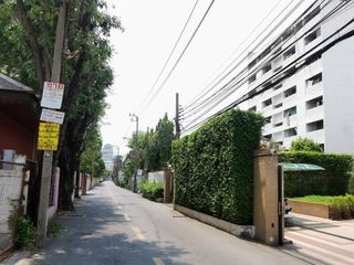 出售 4 卧室 独立屋 在 Watthana, 曼谷