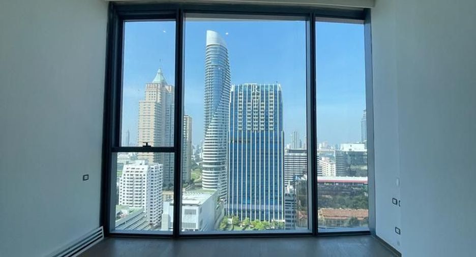 For sale 2 bedrooms condo in Pathum Wan, Bangkok