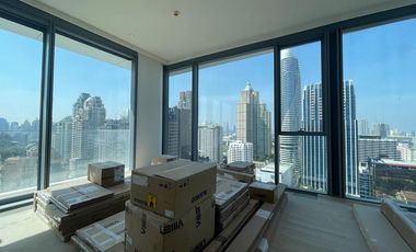 For sale 2 Beds condo in Pathum Wan, Bangkok