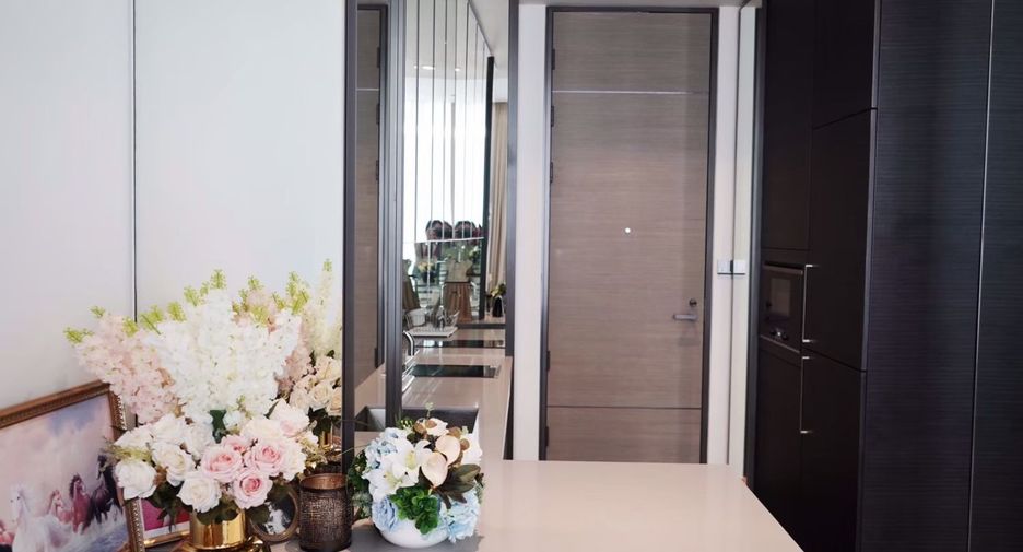 For rent and for sale 1 bed condo in Pathum Wan, Bangkok