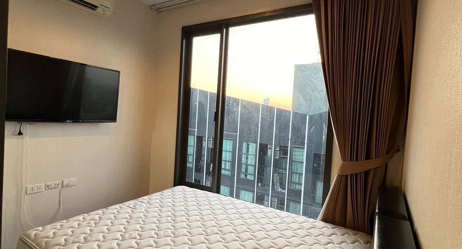 For rent 2 bedrooms condo in Khlong San, Bangkok