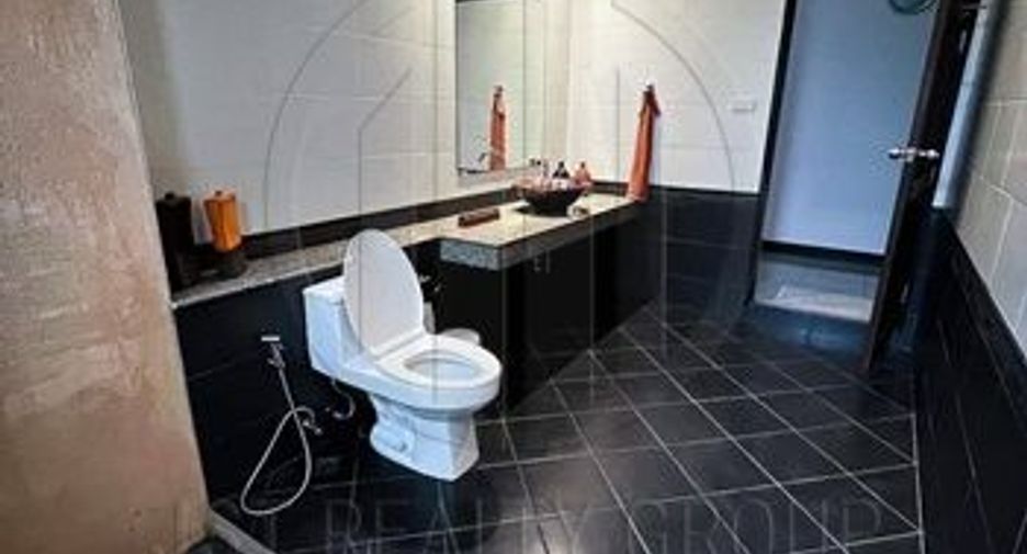 For sale 4 ベッドルーム house in Bang Sao Thong, Samut Prakan