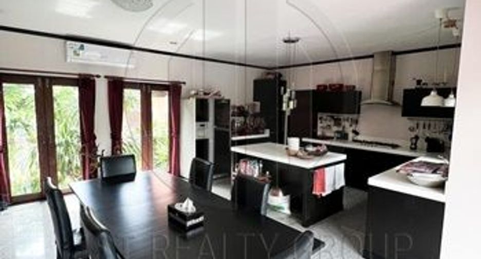For sale 4 ベッドルーム house in Bang Sao Thong, Samut Prakan