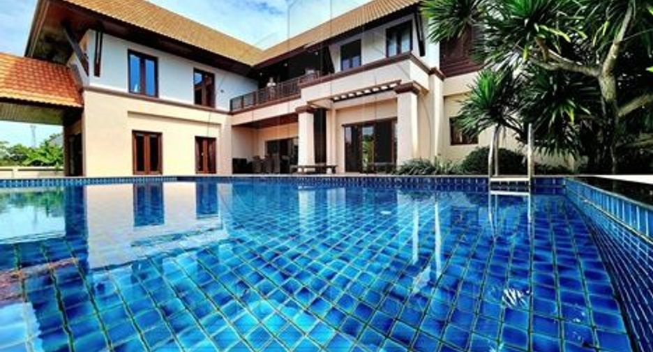 For sale 4 ベッドルーム house in Bang Sao Thong, Samut Prakan