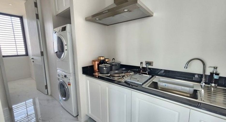 For sale 4 bedrooms condo in Bang Kho Laem, Bangkok