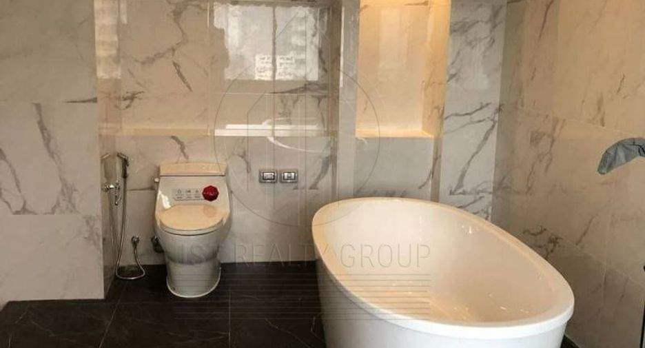 For sale 4 bedrooms condo in Hua Hin, Prachuap Khiri Khan