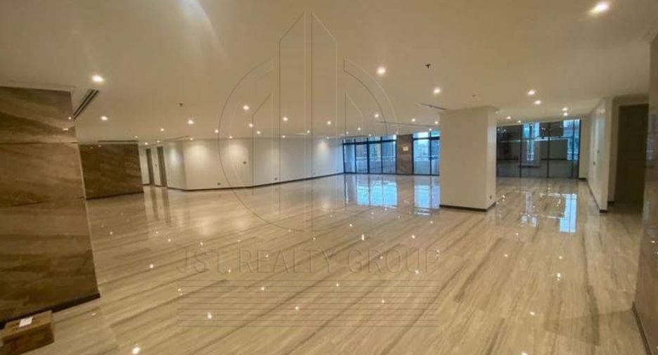 For sale 4 bedrooms condo in Hua Hin, Prachuap Khiri Khan