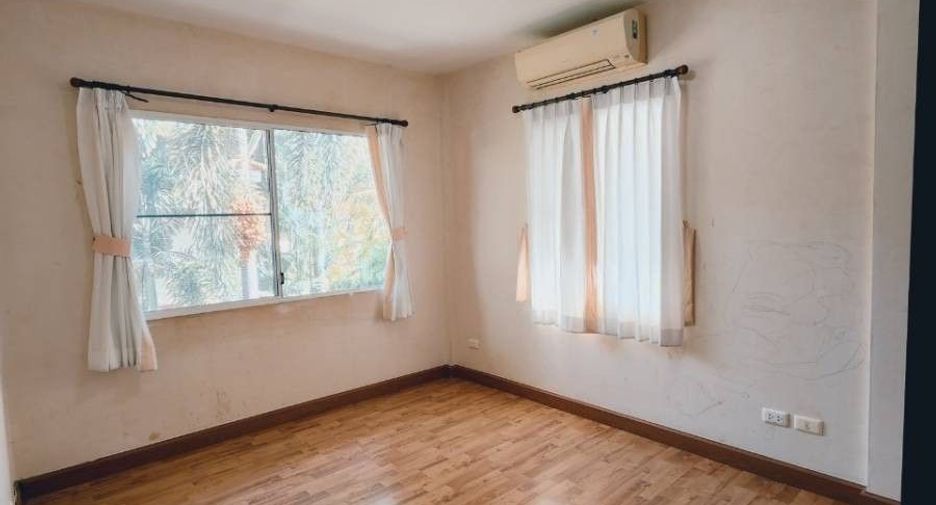 For rent and for sale 3 bed house in Mueang Nakhon Ratchasima, Nakhon Ratchasima