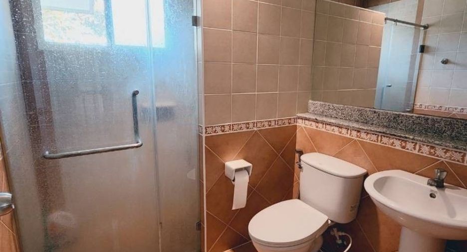 For rent and for sale 3 bed house in Mueang Nakhon Ratchasima, Nakhon Ratchasima