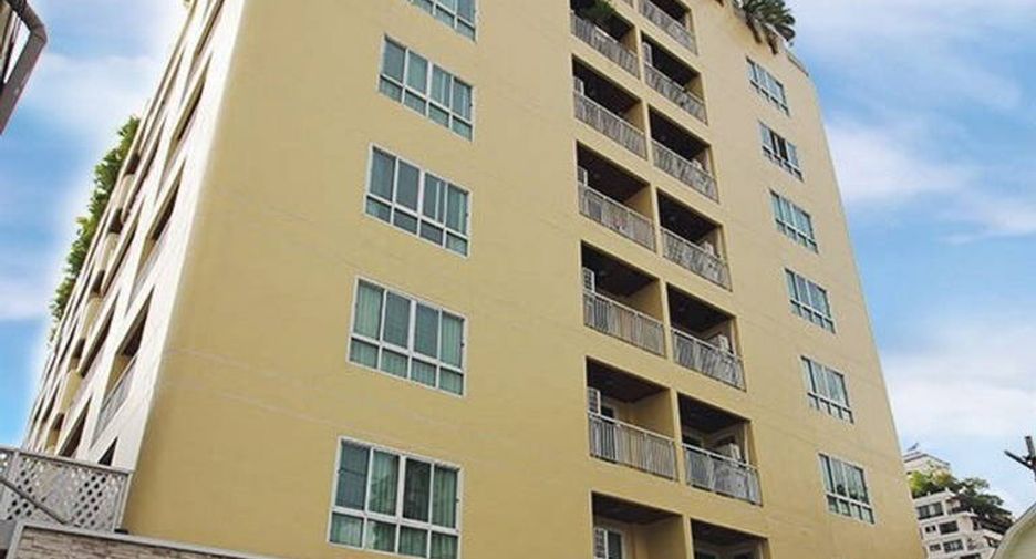For rent 2 bedrooms apartment in Watthana, Bangkok