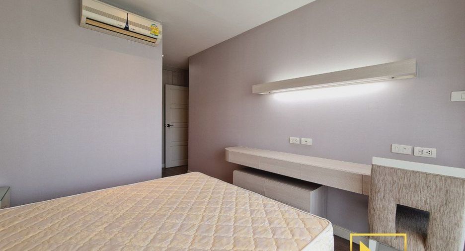 For rent 2 bedrooms apartment in Watthana, Bangkok