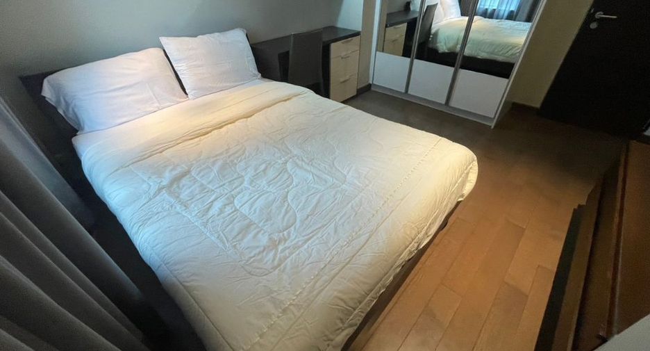 For rent and for sale 3 bedrooms condo in Khlong Toei, Bangkok