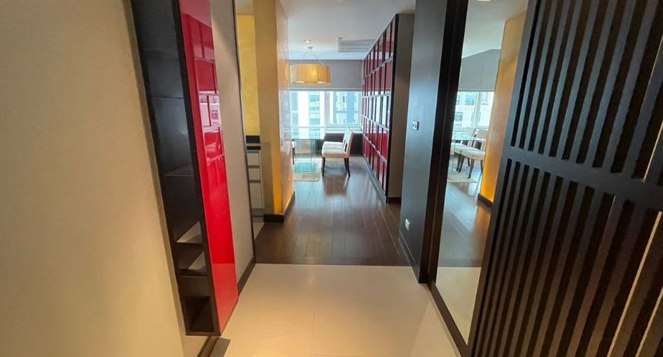 For rent and for sale 3 bedrooms condo in Khlong Toei, Bangkok