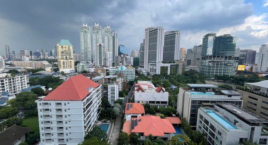 For rent and for sale 3 bedrooms condo in Khlong Toei, Bangkok