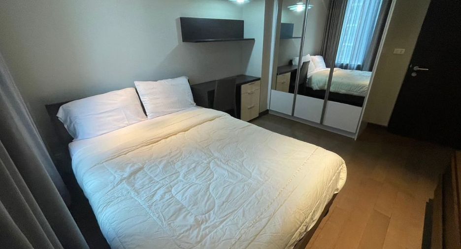 For rent and for sale 3 bedrooms condo in Khlong Toei, Bangkok