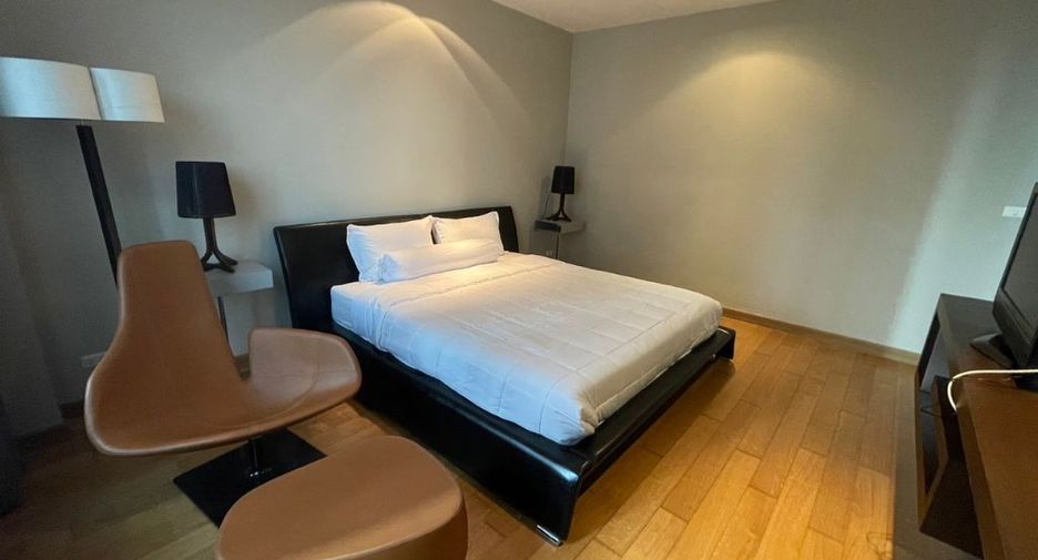 For rent and for sale 3 bedrooms condo in Khlong Toei, Bangkok
