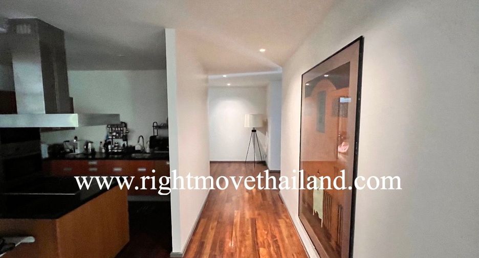 For sale 4 bedrooms condo in Khlong Toei, Bangkok