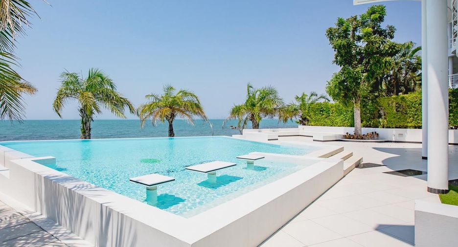 Condo en venta de 2 habitaciones en Sattahip, Chonburi
