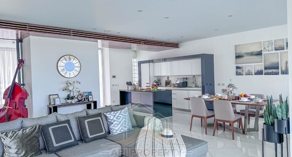 Condo en venta de 2 habitaciones en Sattahip, Chonburi