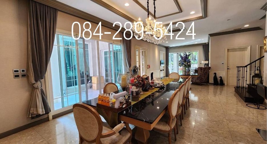 For sale 4 bedrooms house in Bang Khae, Bangkok