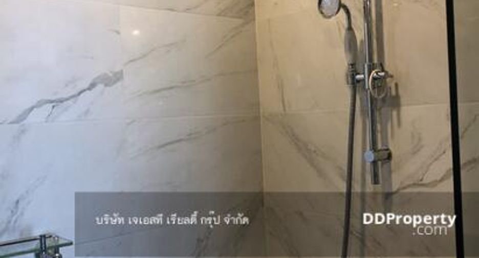 For rent and for sale 1 bed condo in Pathum Wan, Bangkok