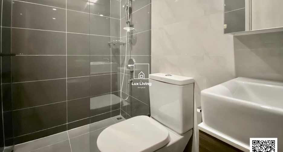 For rent and for sale 1 bed condo in Watthana, Bangkok