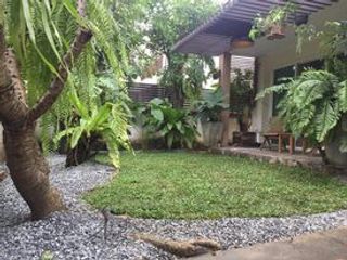 Casa en alquiler de 3 habitaciones en Mueang Samut Prakan, Samut Prakan