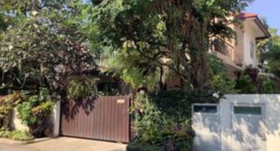 Casa en alquiler de 3 habitaciones en Mueang Samut Prakan, Samut Prakan