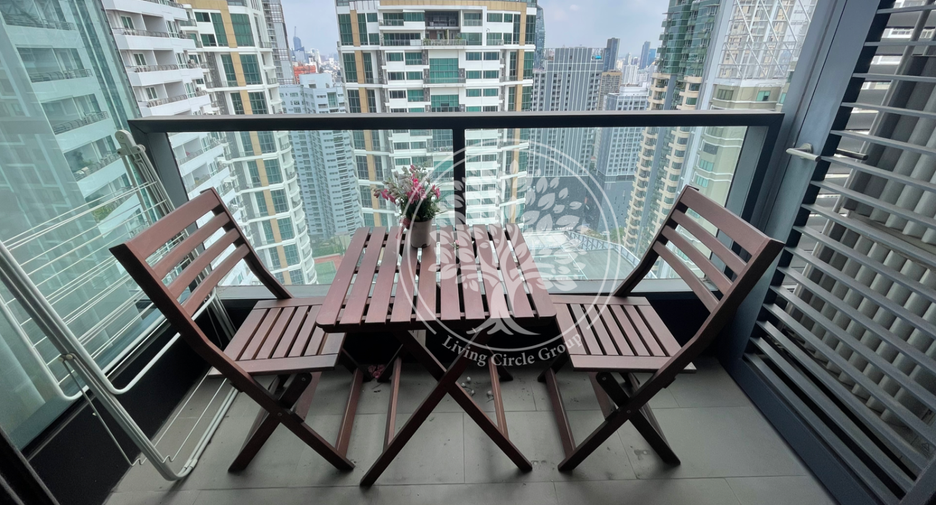 For rent 2 bedrooms condo in Khlong Toei, Bangkok