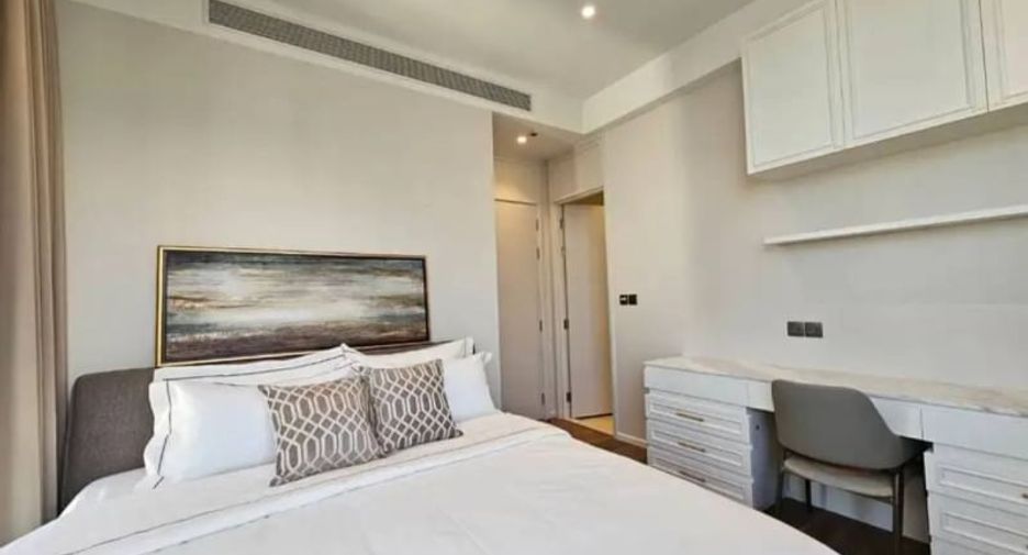 For rent 2 bedrooms condo in Pathum Wan, Bangkok