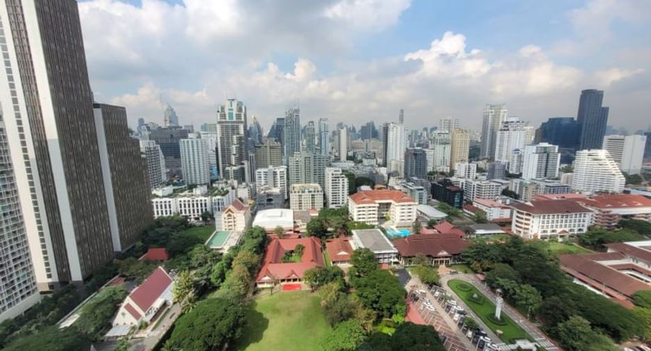 Wohnung zur Miete und zum Kauf mit 2 Zimmer in Watthana, Bangkok