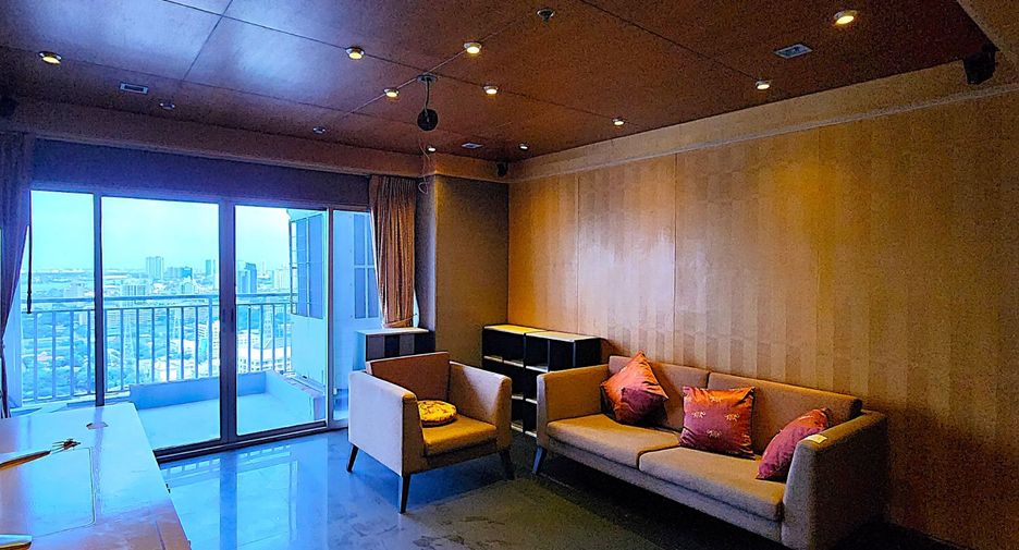 Wohnung zum Kauf mit 4 Zimmer in Sathon, Bangkok