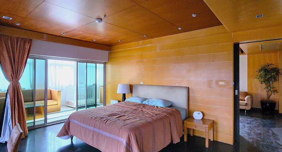 Wohnung zum Kauf mit 4 Zimmer in Sathon, Bangkok