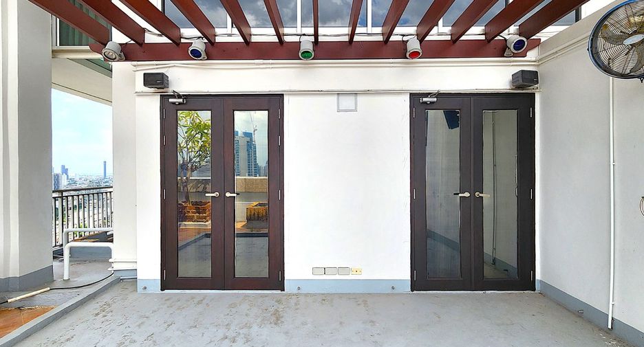 Wohnung zum Kauf mit 4 Zimmer in Sathon, Bangkok