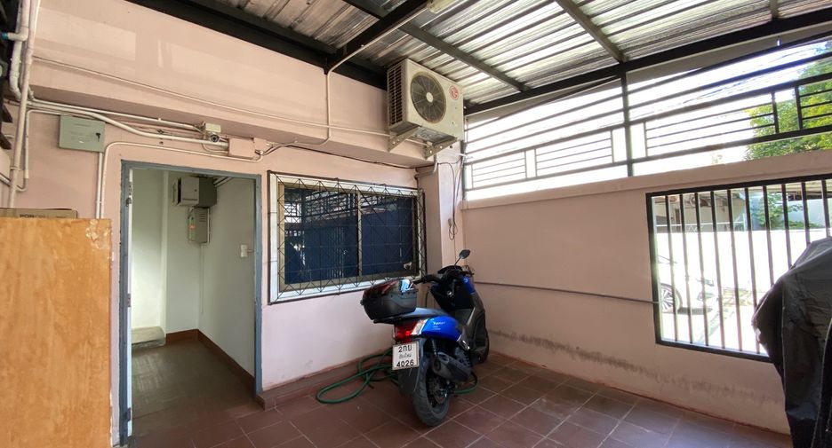 À louer 2 chambres appartement à Mueang Chiang Mai, Chiang Mai