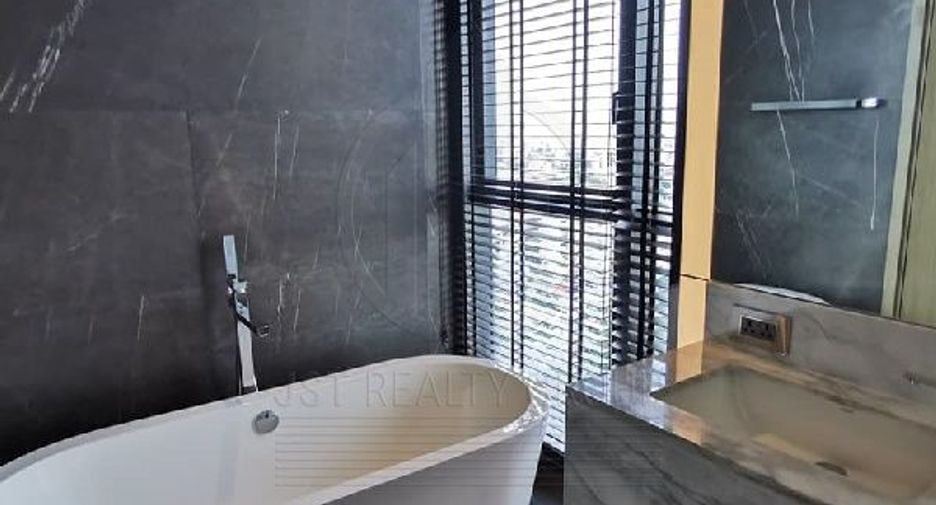 Condo en alquiler de 2 habitaciones en Watthana, Bangkok