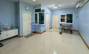 Reihenhaus zum Kauf mit 4 Zimmer in Bang Bua Thong, Nonthaburi